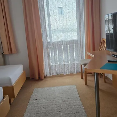 Penzion Pensionschilling Grasbrunn