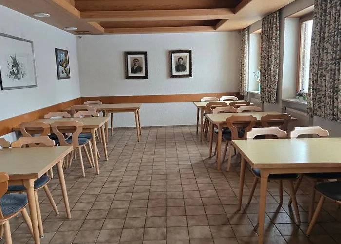 Pensionschilling * 格拉斯布鲁恩