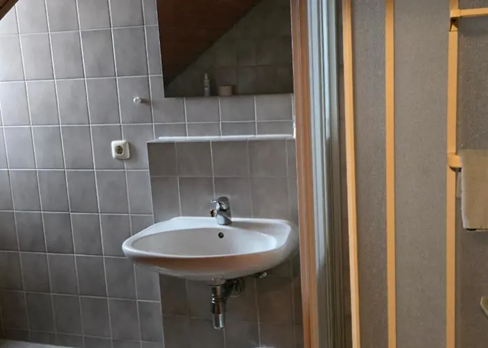 招待所 Pensionschilling *